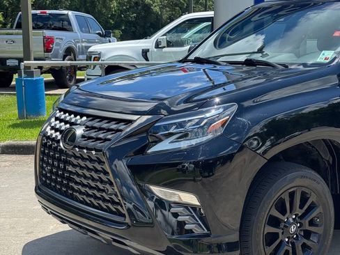 Used 2022 Lexus GX 460 w/ Black Line Special Edition AWD/4WD image 2
