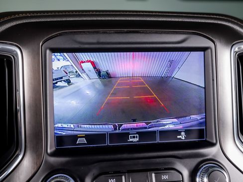 Used 2021 GMC Sierra 1500 AT4 image 9