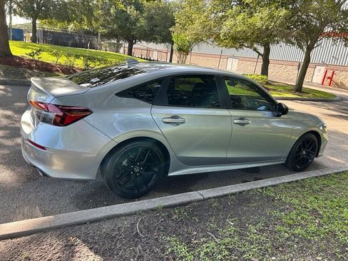 Used 2025 Honda Civic Sport image 6