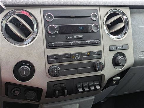 Used 2016 Ford F250 XLT w/ XLT Value Package image 13