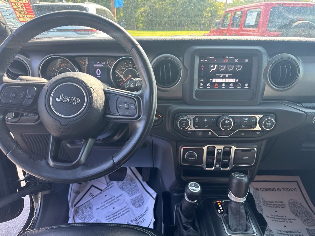 Used 2022 Jeep Wrangler Unlimited Sport AWD/4WD image 10