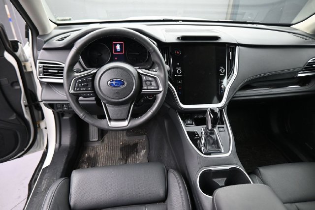 Used 2025 Subaru Outback Touring XT AWD/4WD image 20