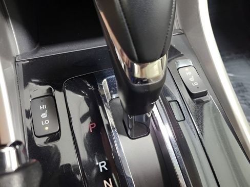 Used 2016 Honda Accord EX-L image 35