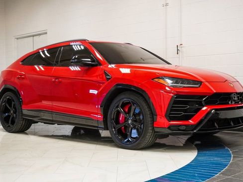 Used 2019 Lamborghini Urus image 5