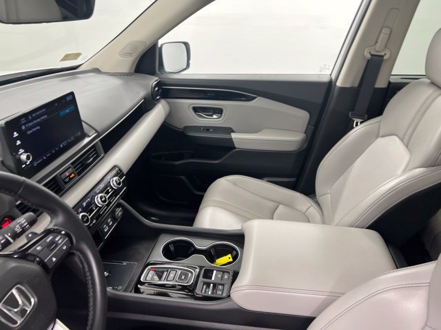 Used 2023 Honda Pilot Touring image 22