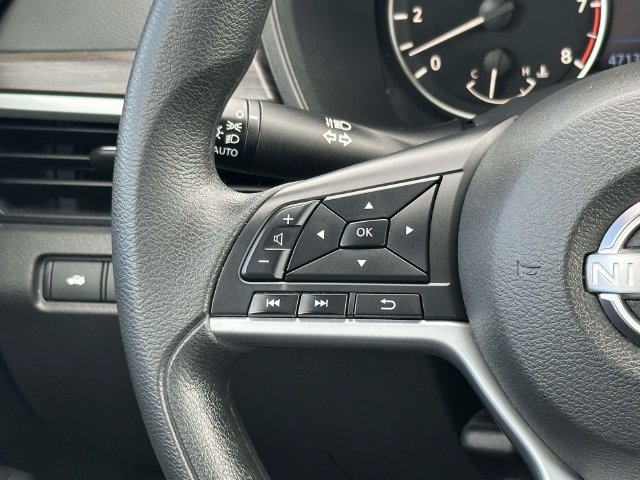 Used 2025 Nissan Altima 2.5 SV FWD image 23