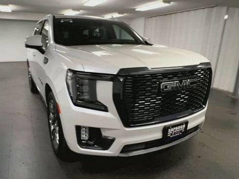 Certified 2023 GMC Yukon Denali Ultimate AWD/4WD image 3