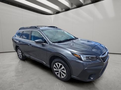 Used 2022 Subaru Outback Premium AWD/4WD image 13
