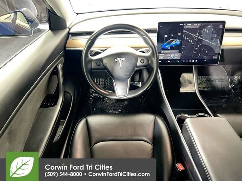 Used 2018 Tesla Model 3 Long Range image 25