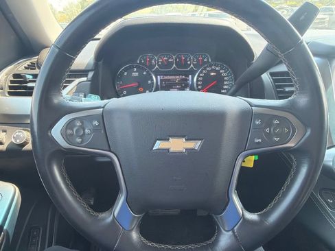 Used 2017 Chevrolet Suburban LT AWD/4WD image 7