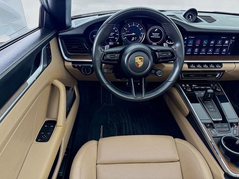 Certified 2022 Porsche 911 Targa 4S AWD/4WD image 24