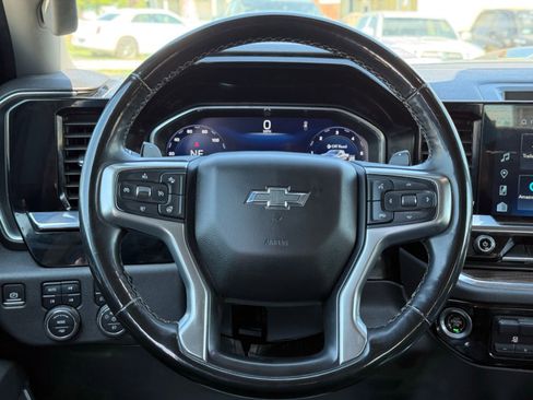 Used 2023 Chevrolet Silverado 1500 LT Trail Boss w/ Protection Package AWD/4WD image 18