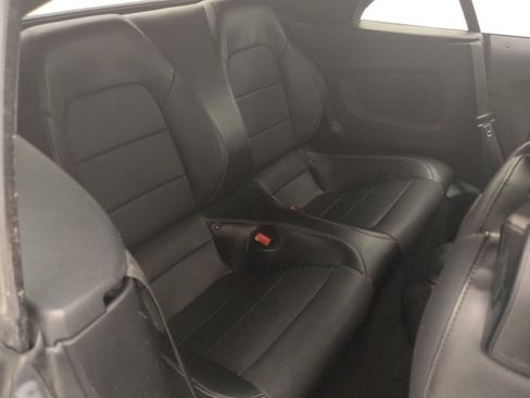 Used 2020 Ford Mustang Premium RWD image 19