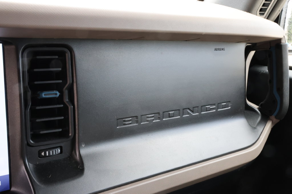 Used 2022 Ford Bronco Wildtrak AWD/4WD image 29