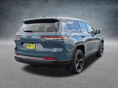 New 2026 Jeep Grand Cherokee L Limited AWD/4WD image 4