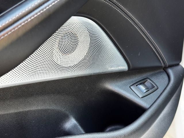 Used 2019 BMW M550i xDrive AWD/4WD image 13