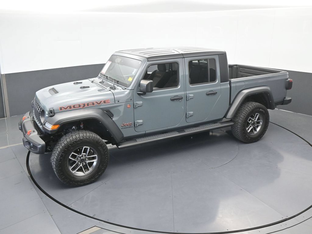 Used 2024 Jeep Gladiator Mojave AWD/4WD image 48