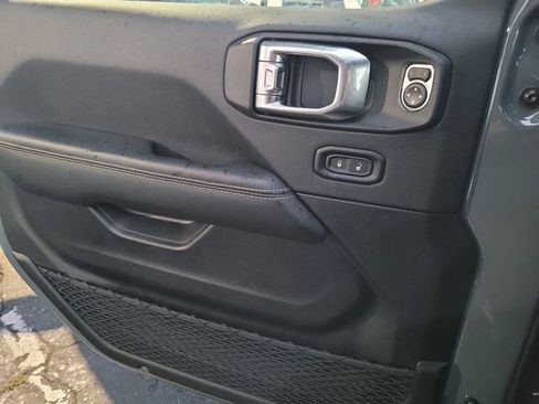 Certified 2025 Jeep Wrangler Unlimited Sahara w/ Safety Group image 15