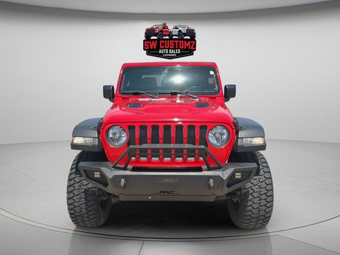 Used 2022 Jeep Gladiator Rubicon w/ Cold Weather Group AWD/4WD image 2
