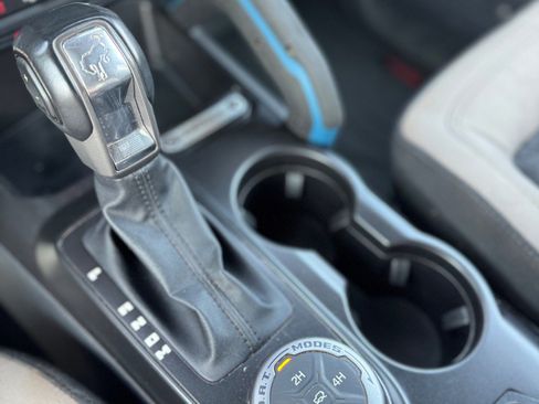 Used 2022 Ford Bronco Wildtrak image 16