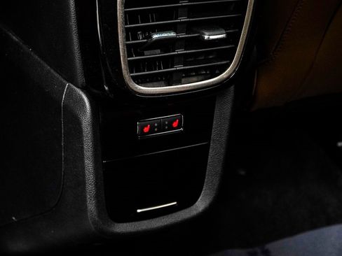 Used 2022 Lincoln Nautilus Reserve image 44