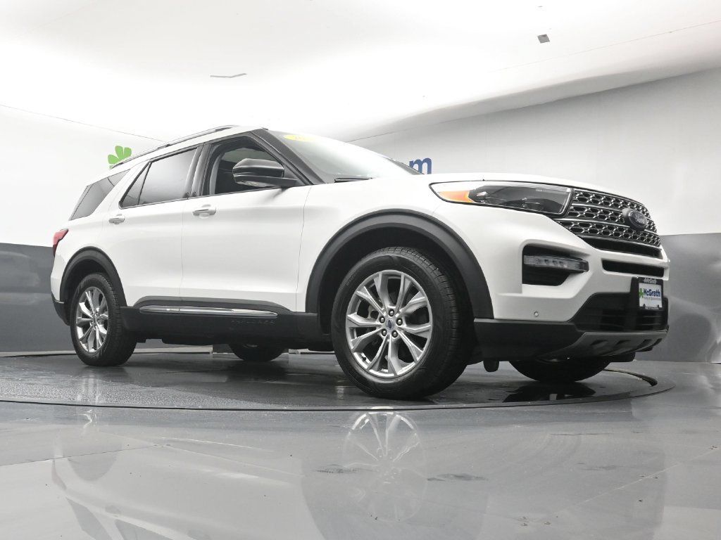 Used 2021 Ford Explorer Limited w/ Equipment Group 301A AWD/4WD image 31