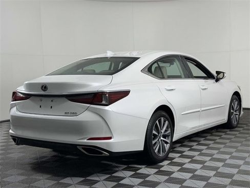 Used 2019 Lexus ES 350 image 10