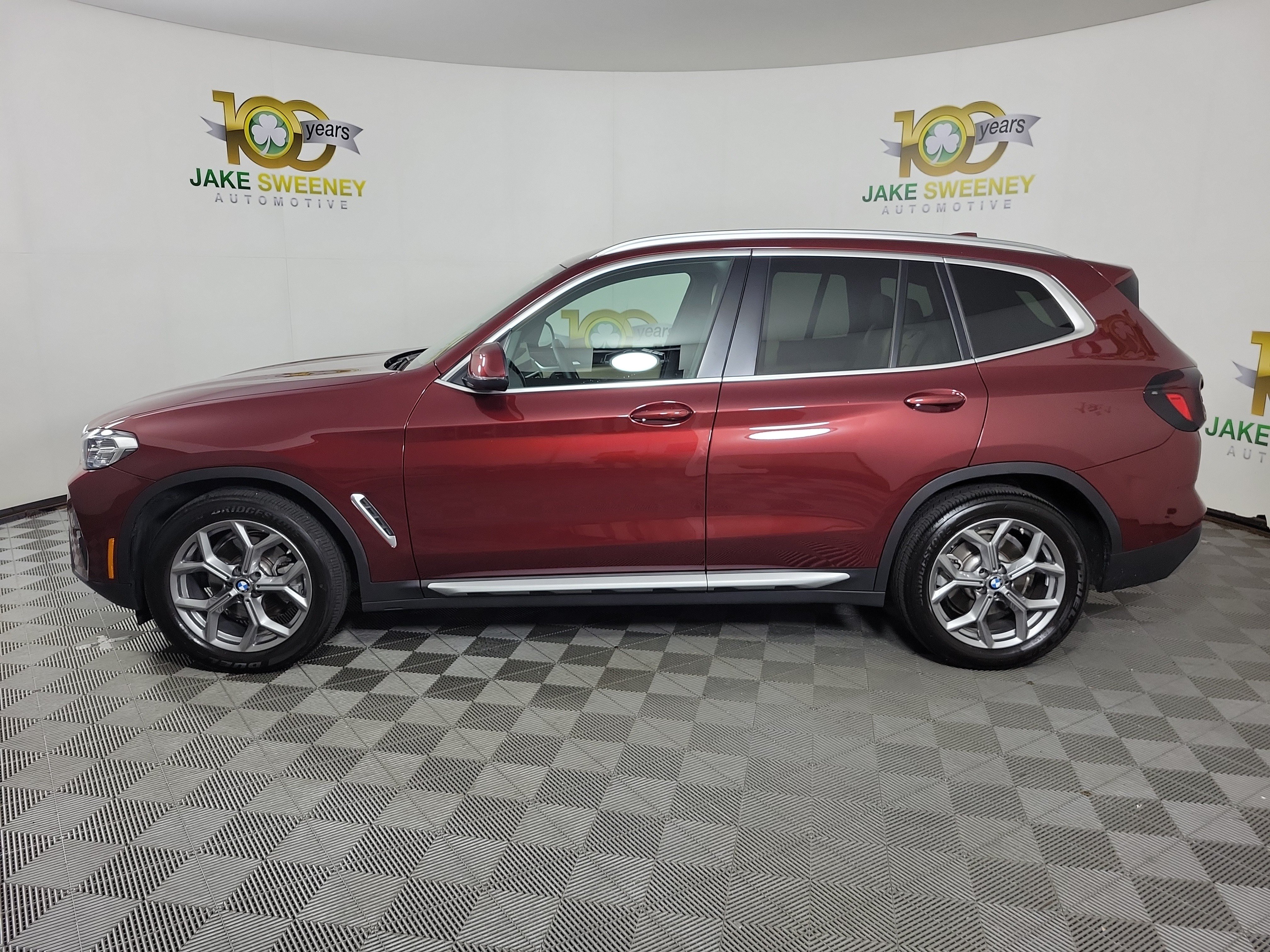 Certified 2024 BMW X3 sDrive30i w/ Premium Package RWD image 4