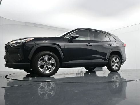 Used 2023 Toyota RAV4 XLE AWD/4WD image 31