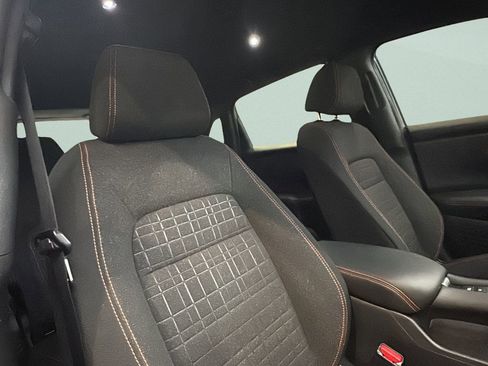 Certified 2024 Honda HR-V Sport image 16