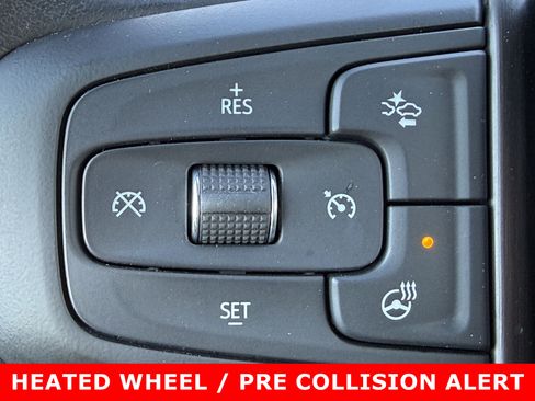 Used 2023 GMC Yukon AT4 w/ AT4 Premium Package image 22