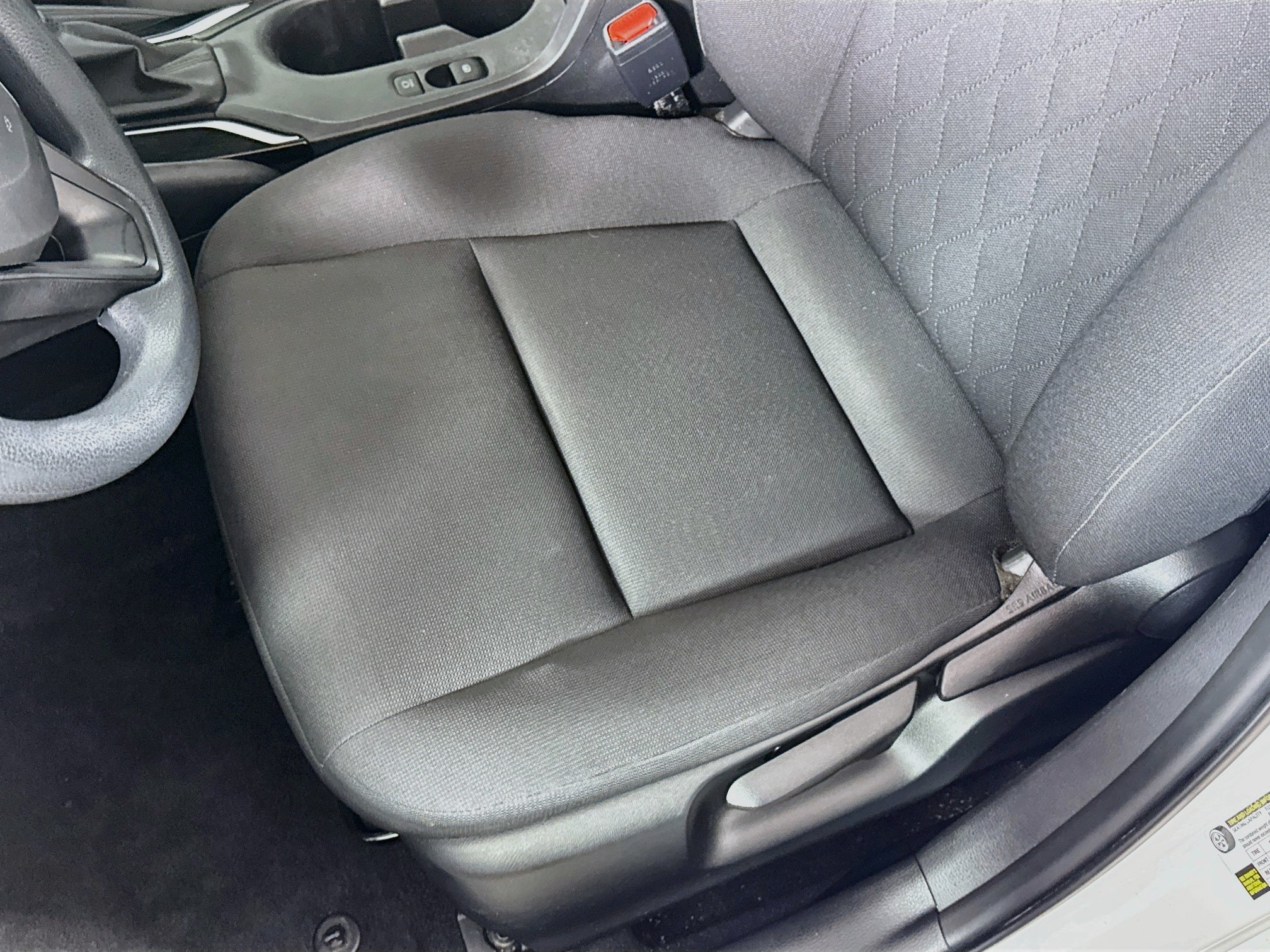 Certified 2024 Toyota Corolla LE FWD image 17