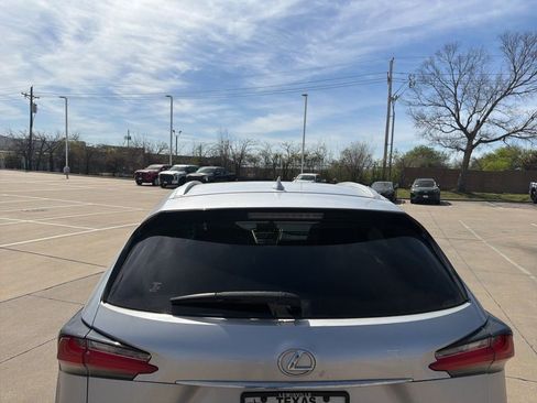 Used 2017 Lexus NX 200t FWD w/ Accessory Package image 4