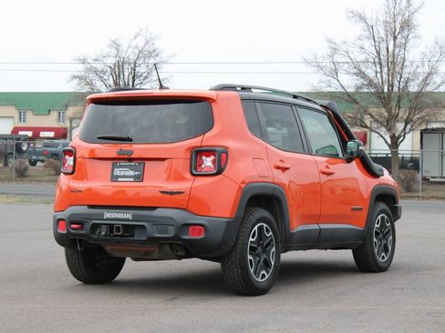 Used 2015 Jeep Renegade Trailhawk w/ Safety & Security Group I AWD/4WD image 6