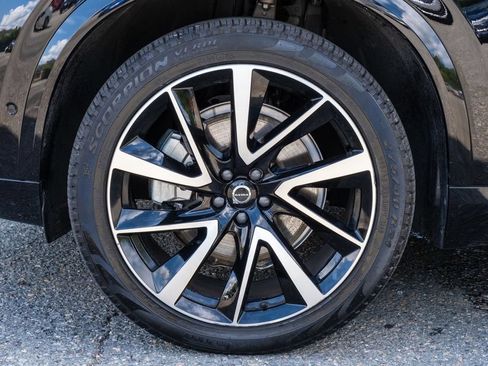 Used 2023 Volvo XC90 B5 Plus w/ Protection Package Premier AWD/4WD image 33
