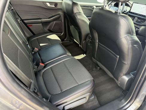 Used 2024 Ford Escape ST-Line w/ Tech Pack #1 AWD/4WD image 22