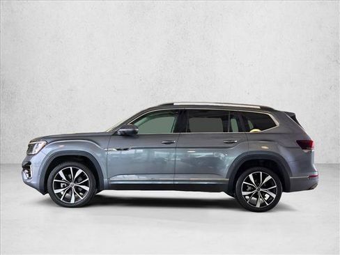 Used 2024 Volkswagen Atlas SEL Premium R-Line AWD/4WD image 7
