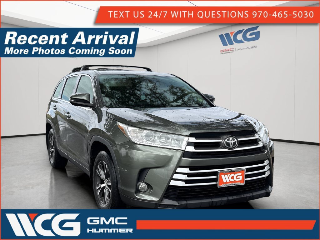 Used 2019 Toyota Highlander Plus AWD/4WD image 1