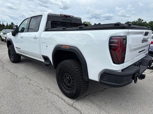 Used 2025 GMC Sierra 2500 AT4X w/ AT4X AEV Edition AWD/4WD image 4