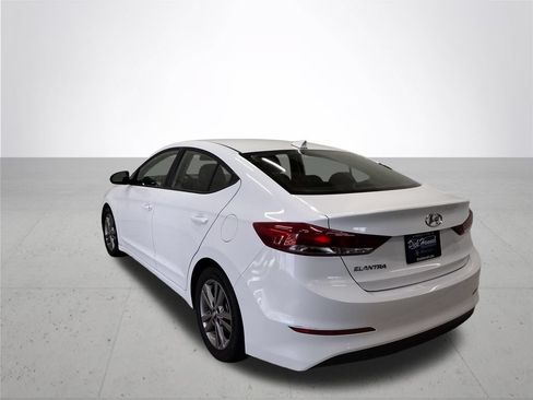 Used 2018 Hyundai Elantra SEL FWD image 11