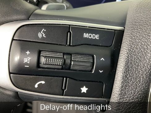 Certified 2025 Kia Sportage SX Prestige image 22