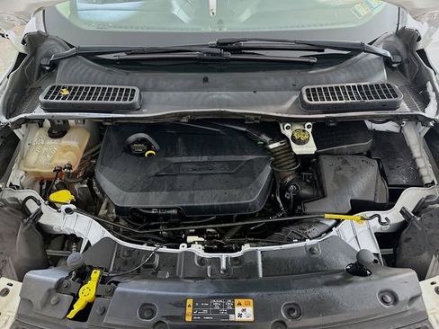 Used 2014 Ford Escape SE image 26