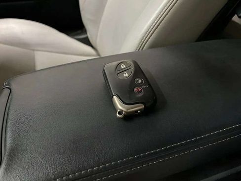 Used 2011 Lexus IS 350C w/ Luxury Pkg RWD image 87
