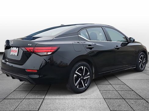Used 2024 Nissan Sentra SV image 5