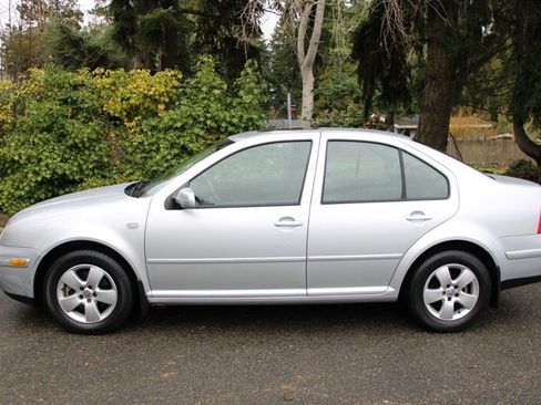 Used 2005 Volkswagen Jetta GLS image 13