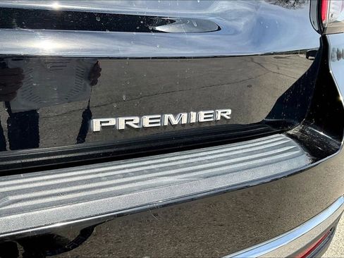 Used 2021 Chevrolet Tahoe Premier AWD/4WD image 24