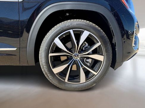 New 2026 Volkswagen Atlas SEL Premium R-Line AWD/4WD image 13