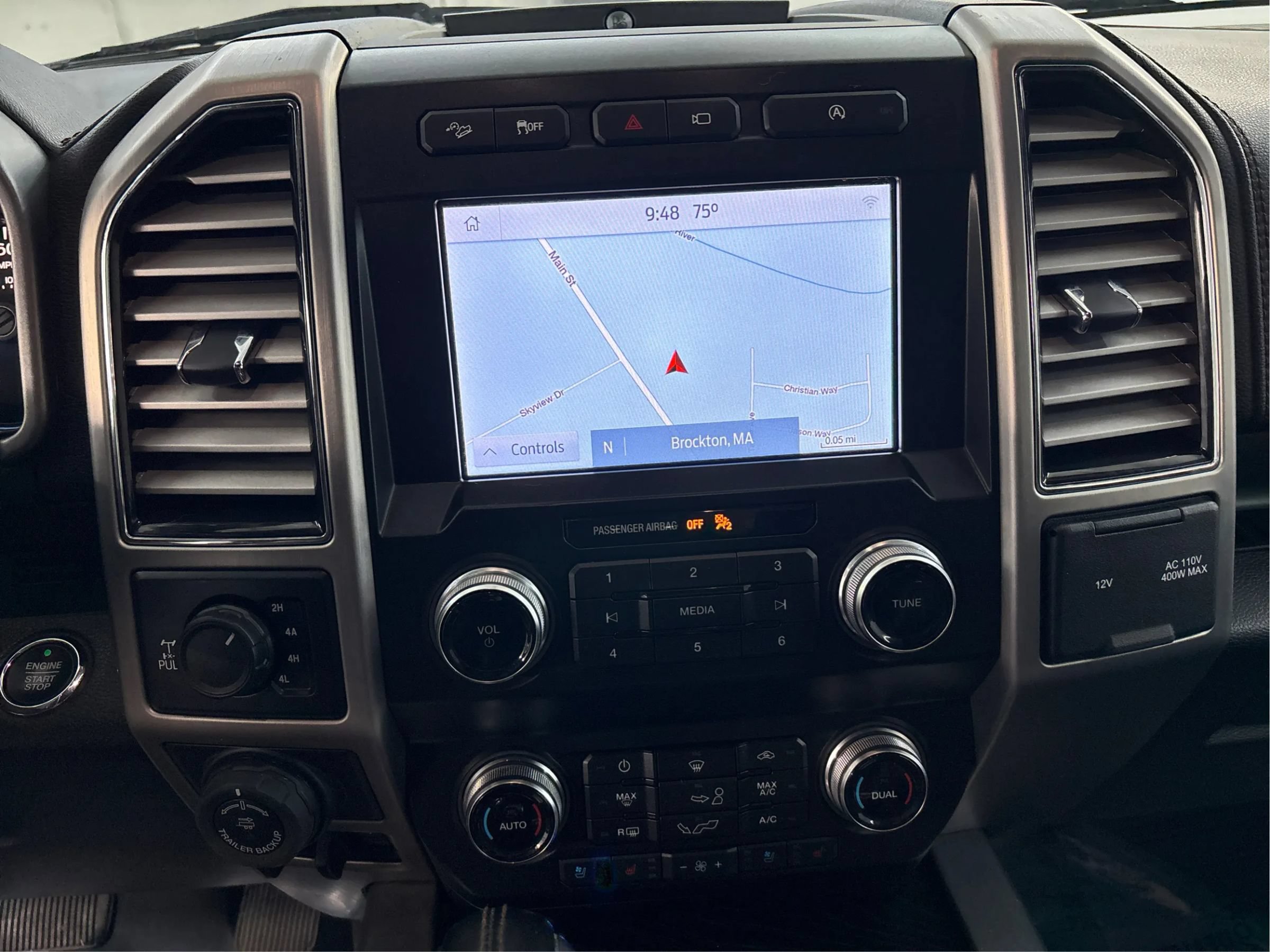 Used 2019 Ford F150 Platinum w/ Equipment Group 701A Luxury AWD/4WD image 35
