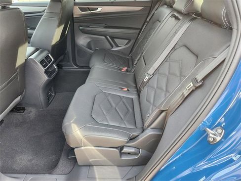 New 2026 Volkswagen Atlas Cross Sport SE image 28