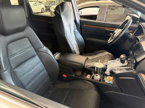Used 2017 Honda CR-V Touring image 9